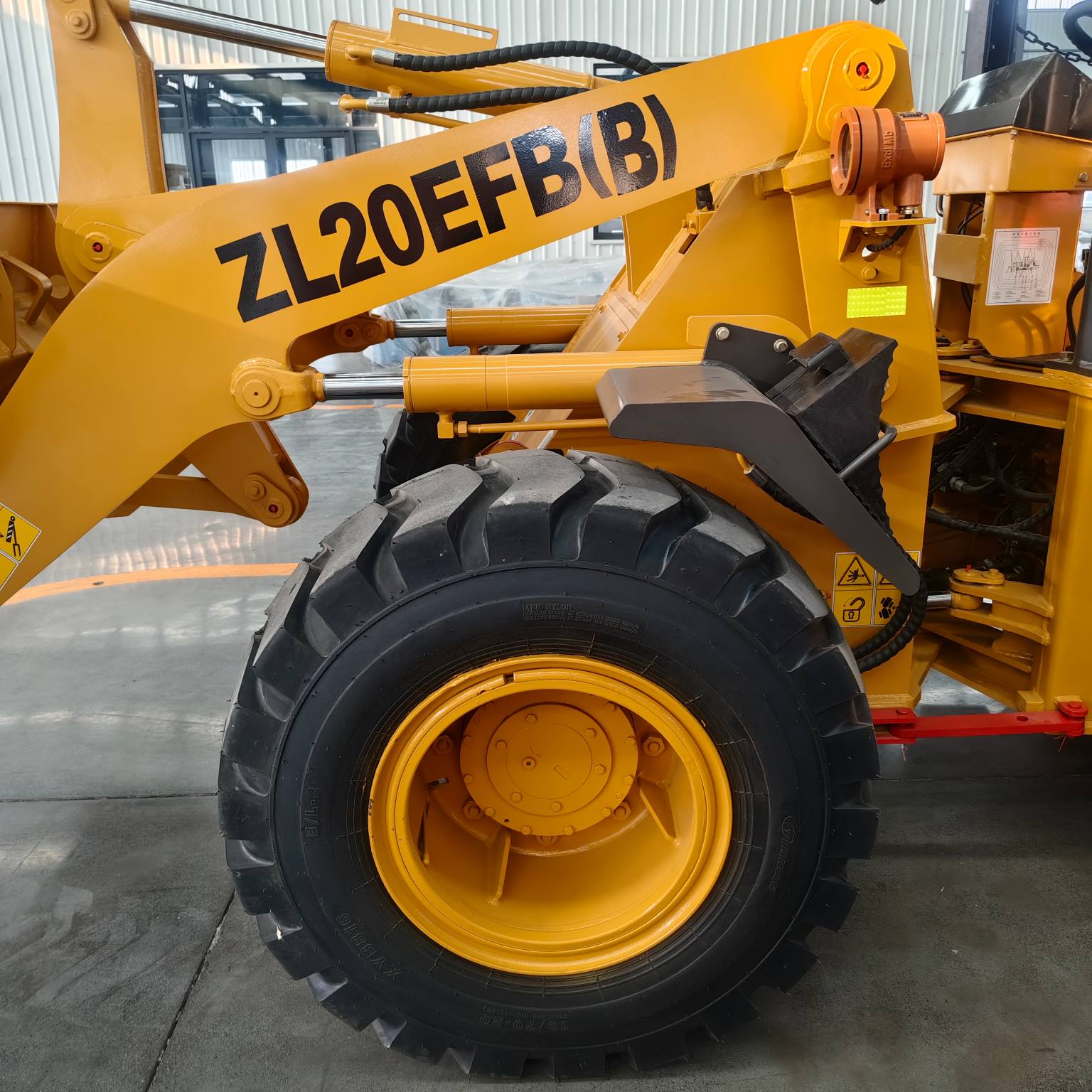 Chargeuse sur pneus souterraine